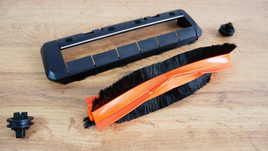 Dreame Bot X20 Pro Plus: centrinis šepetys