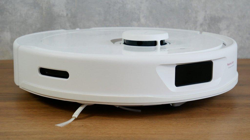 Roborock Q Revo: vaizdas iš šono