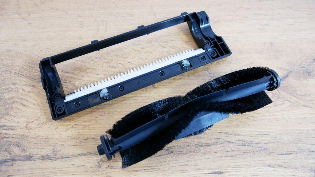 „Eufy Clean X8 Pro“: centrinis šepetys