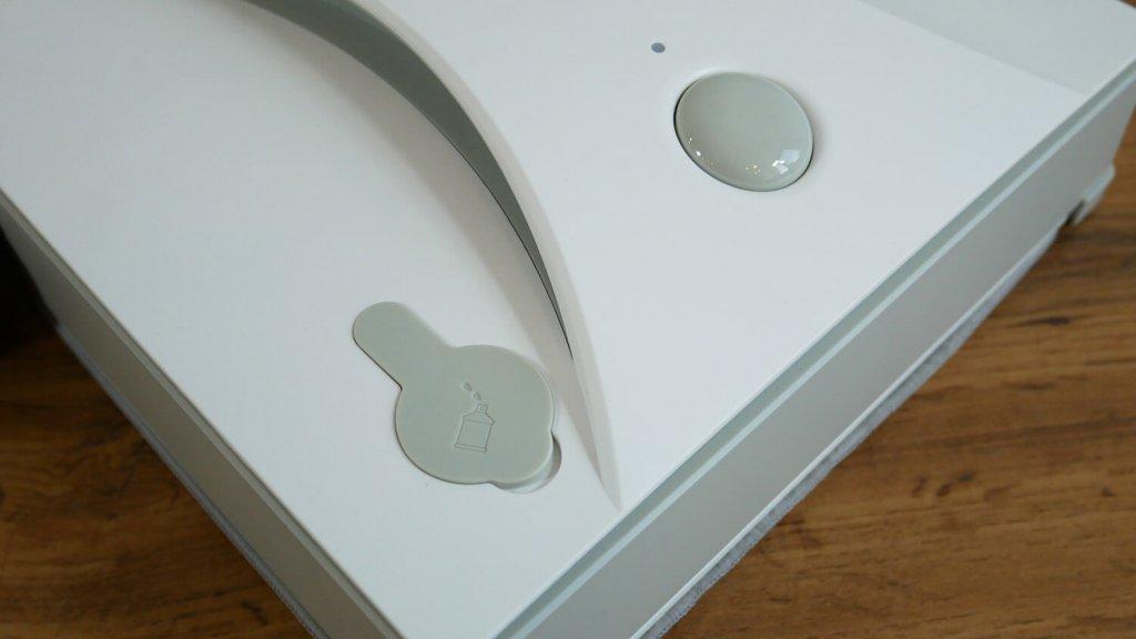 „Neatsvor W10“: valdymo mygtukas ir vandens bako dangtelis