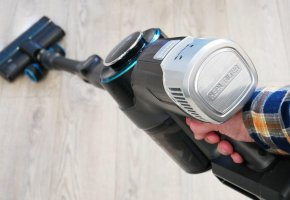 Evolution Smart Clean VCF2312: retroiluminación, tubo plegable, mayor potencia