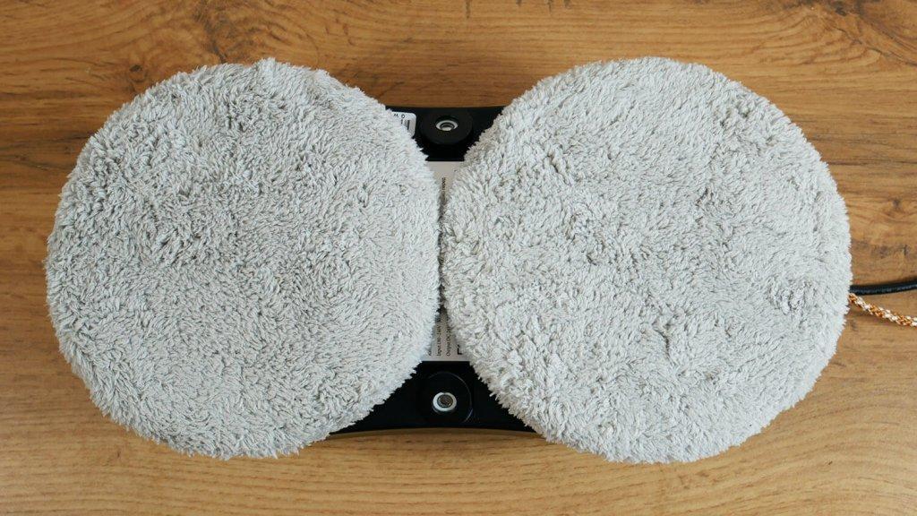 „Genio Windy W220 DUO“: vaizdas iš apačios