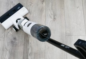 JONR ED12: una aspiradora vertical húmeda con un sistema de humectación de rodillos mejorado