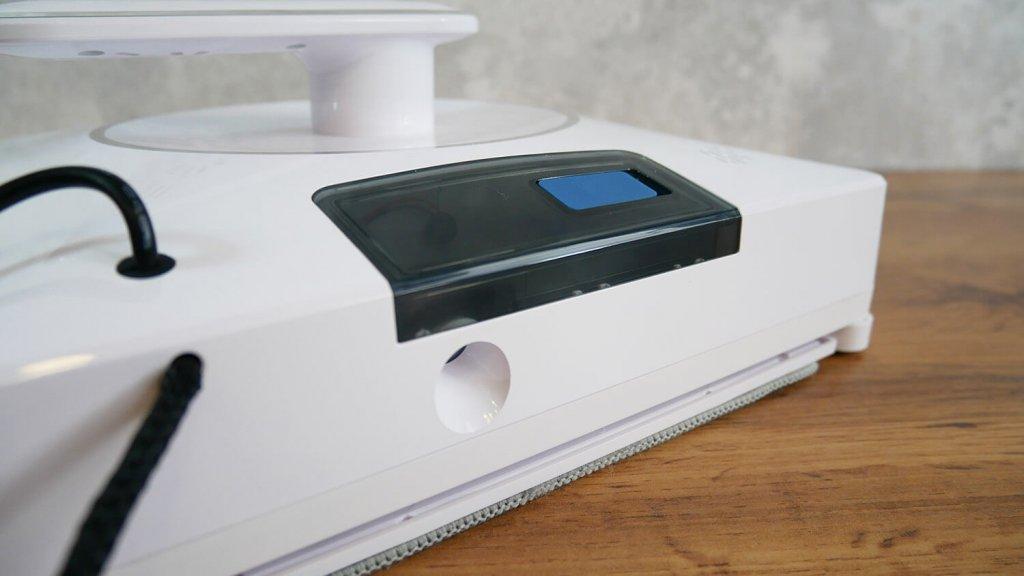 Liectroux YW509: Bakas su vandens purškimu