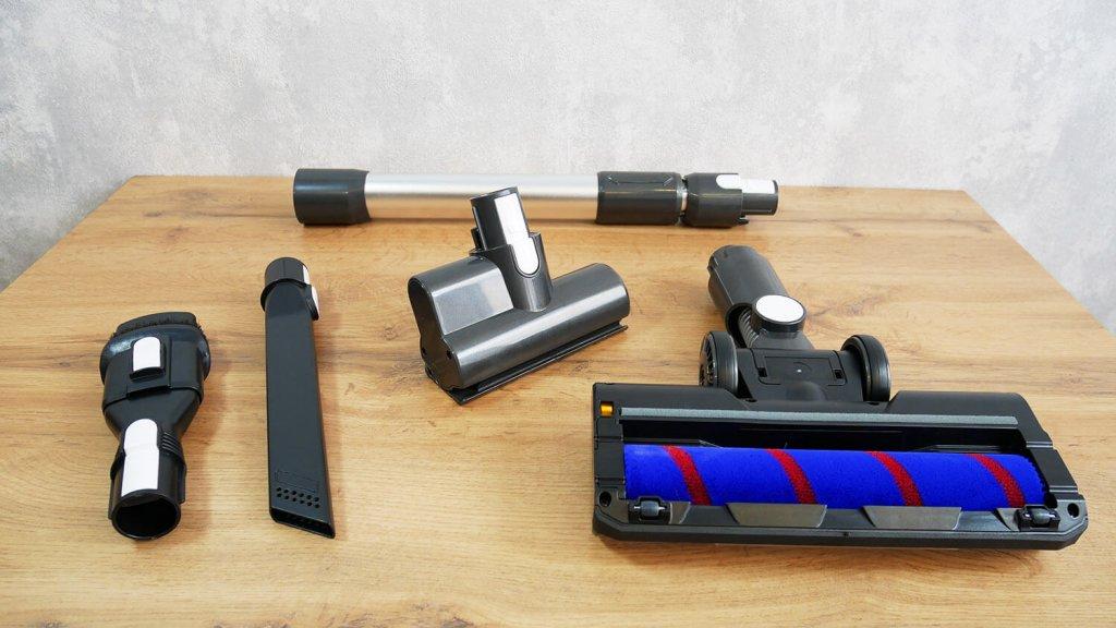 REDMOND MultiClean RV-UR390: Visi priedai