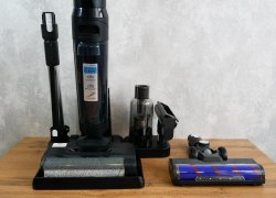 REDMOND MultiClean RV-UR390: šlapio/sauso valymo dulkių siurblys su priedų rinkiniu sausam valymui