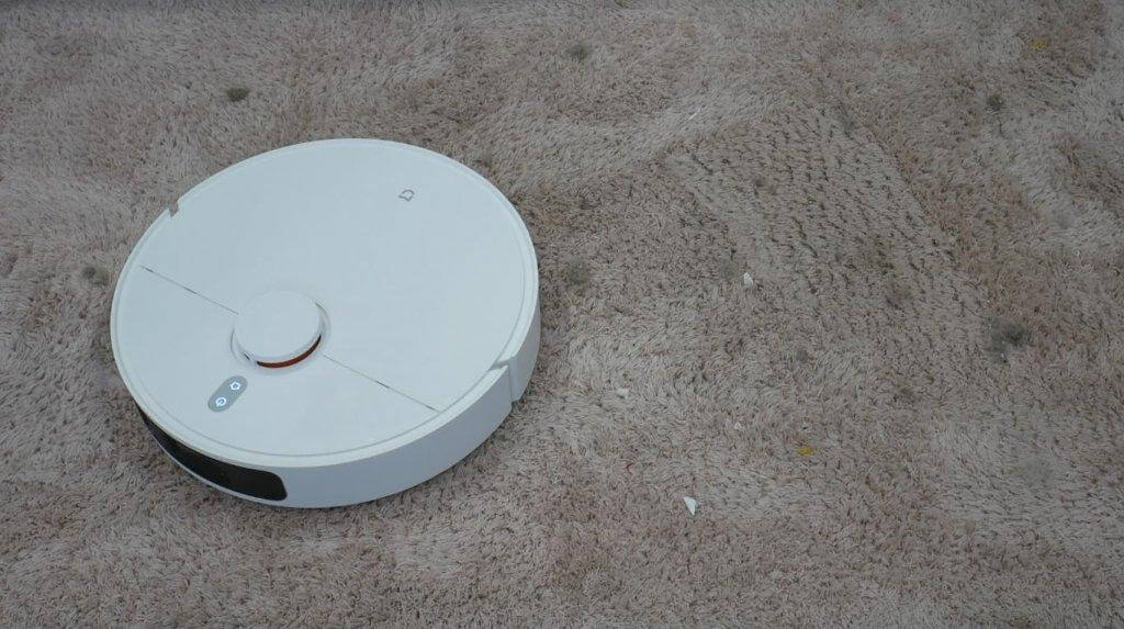 „Xiaomi MIJIA Omni 2“: kilimų valymas