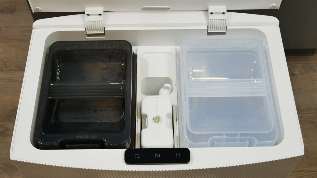 „Dreame Bot L20 Ultra Complete“: Tankai stotyje