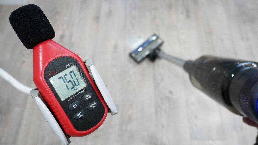 Miko V12: Triukšmo lygis