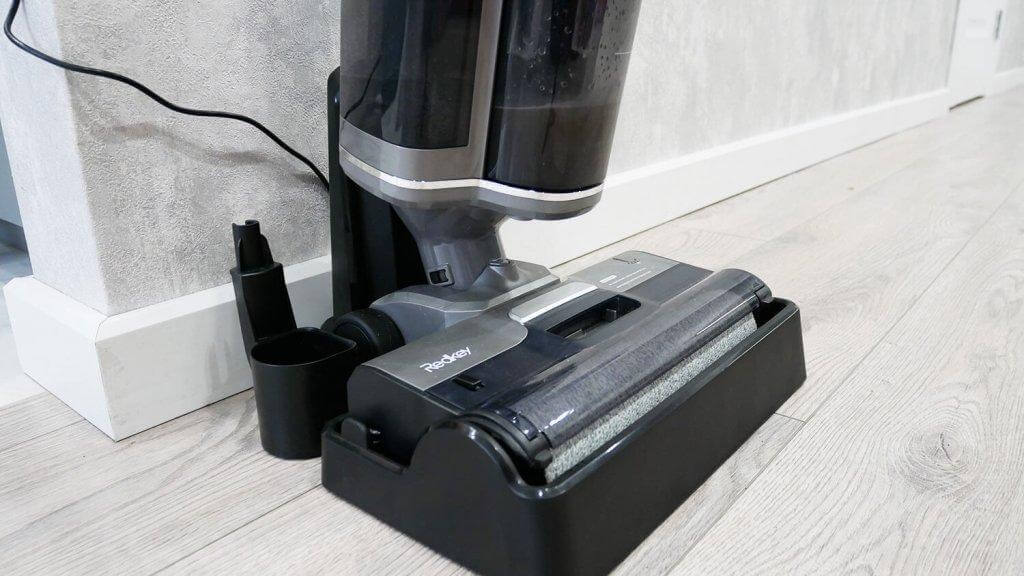 Redkey W12 Pro: autolimpiable