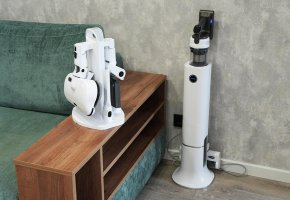 „Clever&Clean HV-550 Pro“: savaime išsivalantis vertikalus dulkių siurblys su poliravimo antgaliu ir priedais