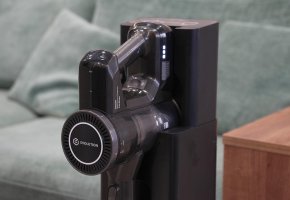 „Evolution Smart Clean DS2511“: vertikalus dulkių siurblys su galinga savaiminio valymo stotimi