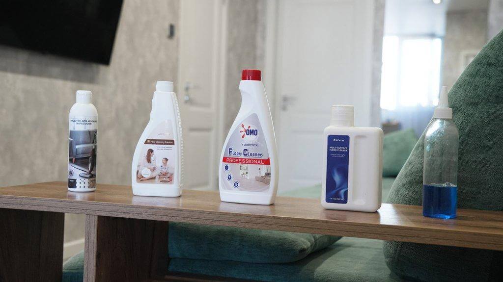 Robotinių dulkių siurblių valymo priemonės