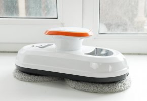 Dadget W100: ¿Qué puede hacer este económico robot limpiador de ventanas?