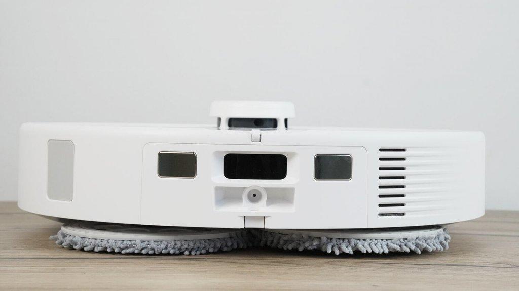 Roborock Qrevo MaxV: galinis vaizdas