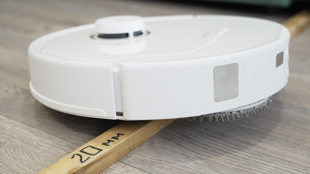 Roborock Qrevo MaxV: kliūčių įveikimas