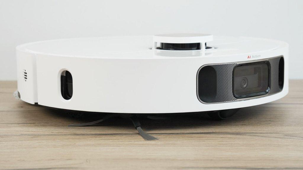 „DreameBot L10s Pro Ultra Heat“: vaizdas iš šono