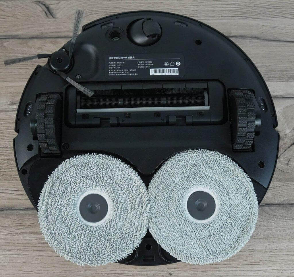 „Dreame Bot X40 Pro“: vaizdas iš apačios