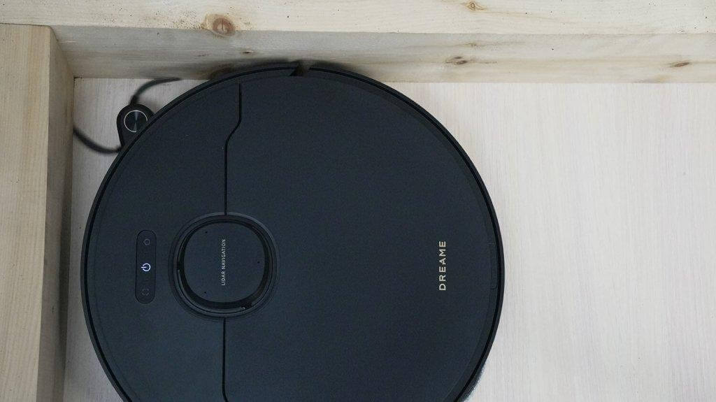 Dreame Bot X40 Pro: kampų valymas