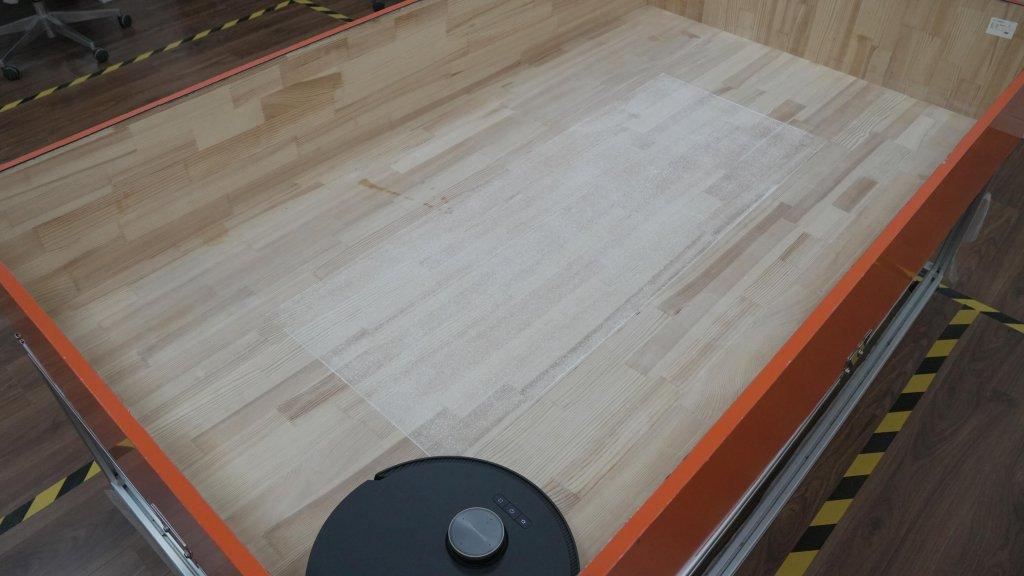 Roboto dulkių surinkimas