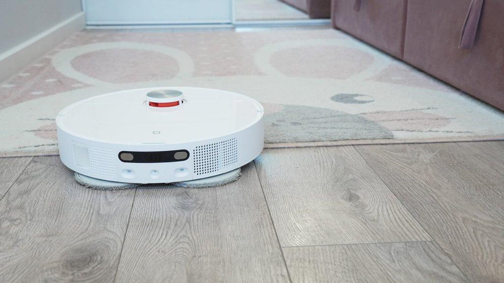 „Xiaomi Mijia M30S“: šlapias valymas ir kilimai