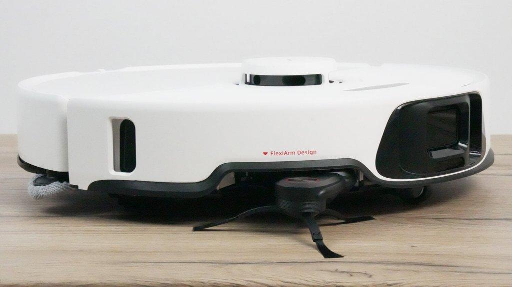 „Roborock S8 Max Ultra“: vaizdas iš šono