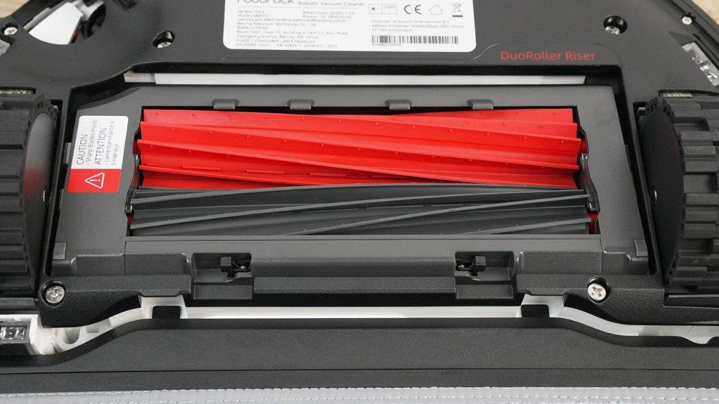 Roborock S8 Max Ultra: centriniai šepečiai