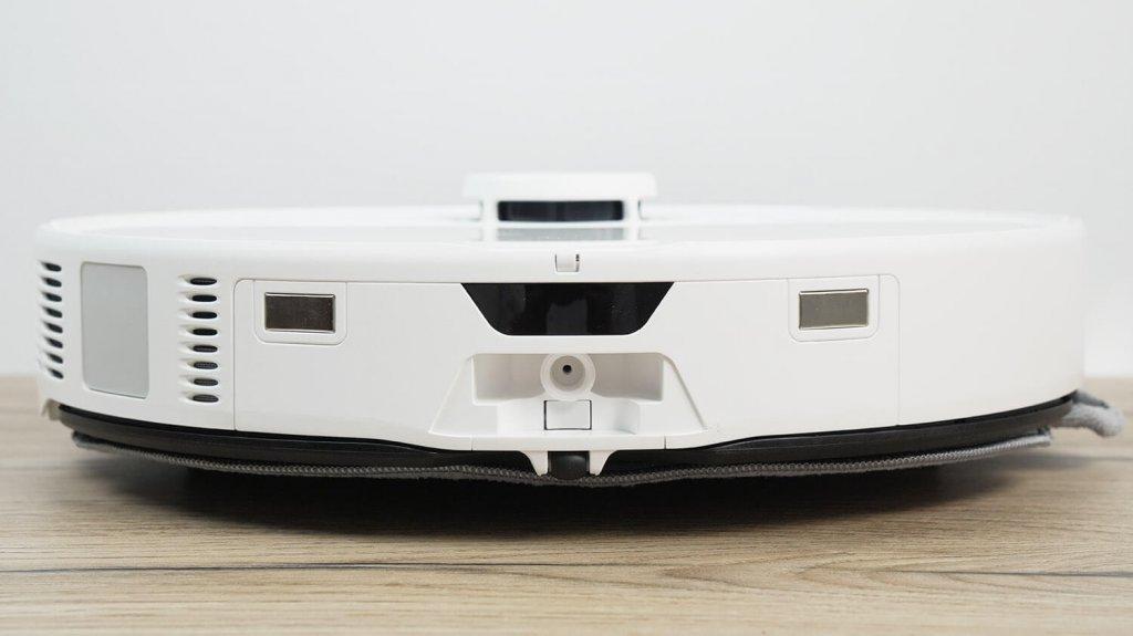 „Roborock S8 Max Ultra“: vaizdas iš galo
