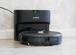 „Gutrend Vision 730 Set 2“: universalus robotas dulkių siurblys su savaiminio valymo ir šlapio valymo funkcijomis