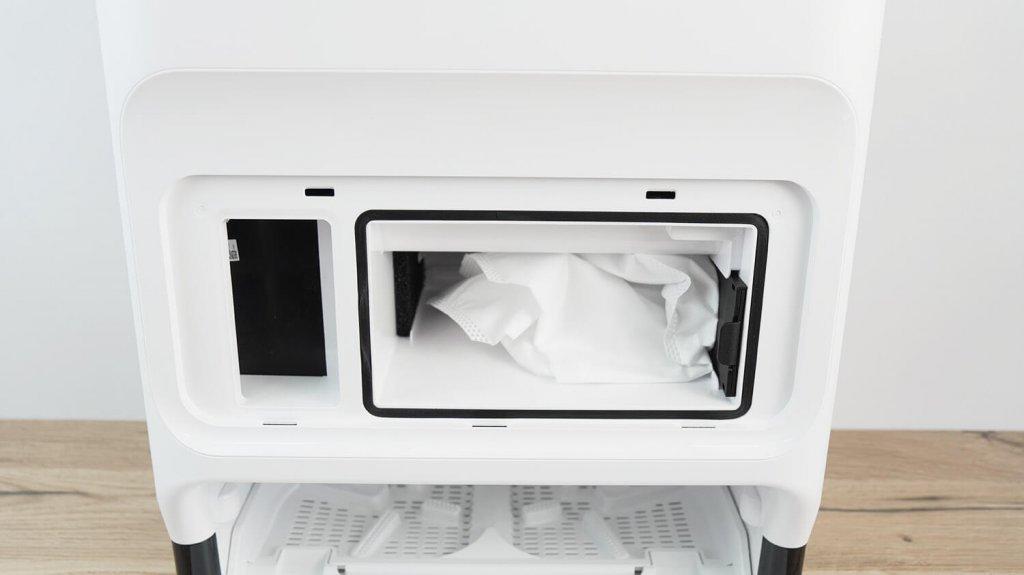 „Midea VCR V12“: šiukšlių maišas