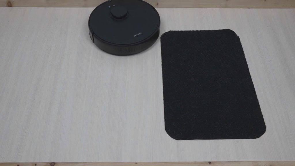 Važiavimas juodais paviršiais