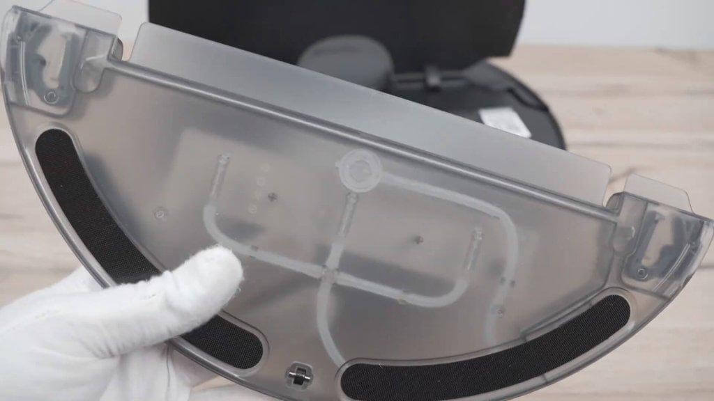 Dreame D9 Max Gen 2: vandens bakas