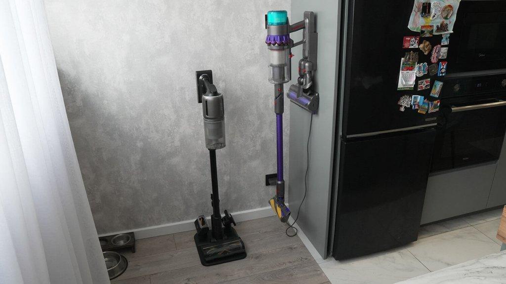 Dreame Z30 y Dyson Gen5 Absolute Detect: Almacenamiento de aspiradoras