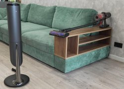 „Deerma DEM-T50W Station“: pilnai įrengtas vertikalus dulkių siurblys su savaiminio valymo funkcija