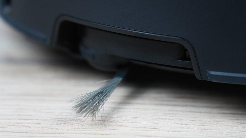 Dreame X40 Pro Ultra: šoninis šepetys