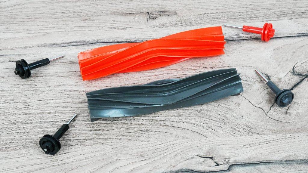 Dreame X40 Pro Ultra: centriniai šepečiai