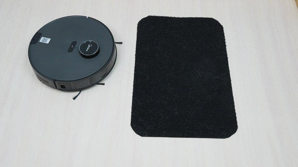 „Midea VCR S10 Plus“: juodų paviršių valdymas