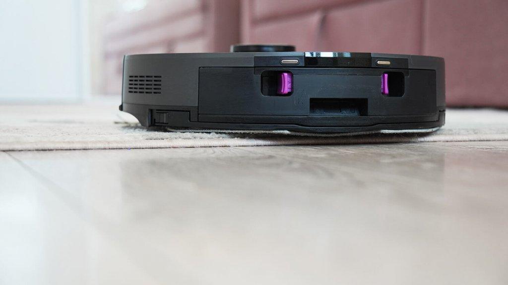 „Midea VCR S10 Plus“: Servetėlės ​​pakėlimas ant kilimo