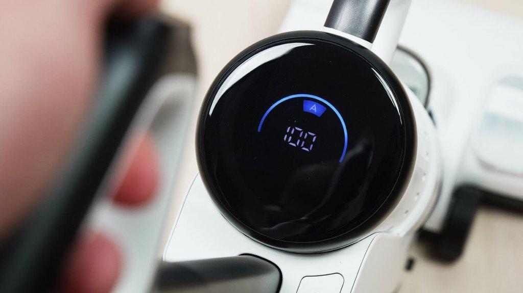 „Roborock Dyad Pro Combo“: ekranas