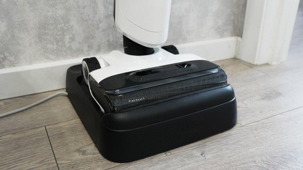 „Roborock Flexi Pro“: savaiminis valymas