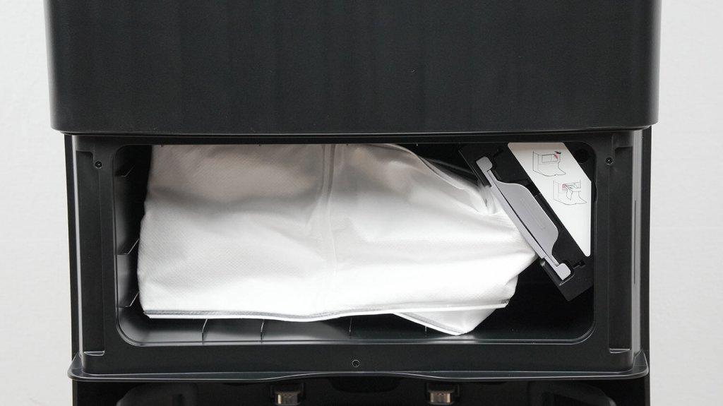 Roborock Qrevo meistras: Krepšys stotyje