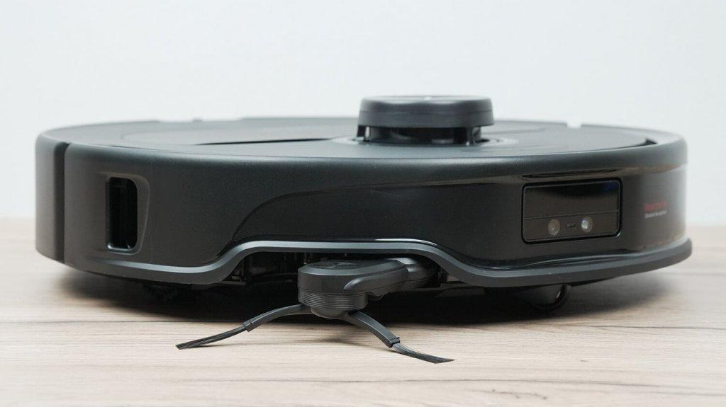 Roborock Qrevo Master: vaizdas iš šono
