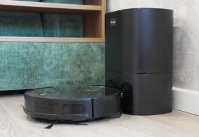 „Arnagar S9“: navigacijos kamera, savaiminio valymo stotelė, sausas ir šlapias valymas