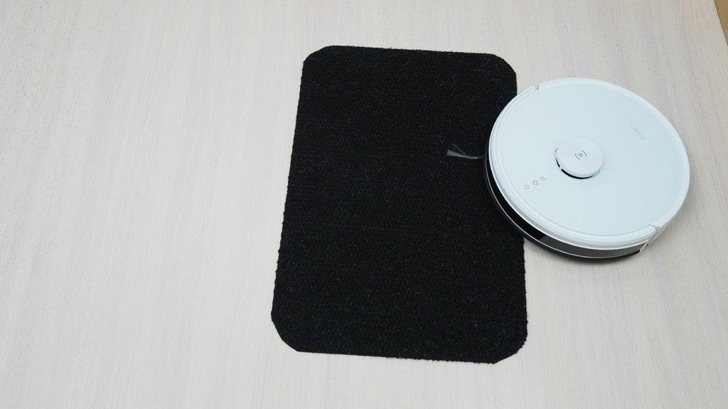 ECOVACS DEEBOT Y1 Pro: važiavimas juodais paviršiais