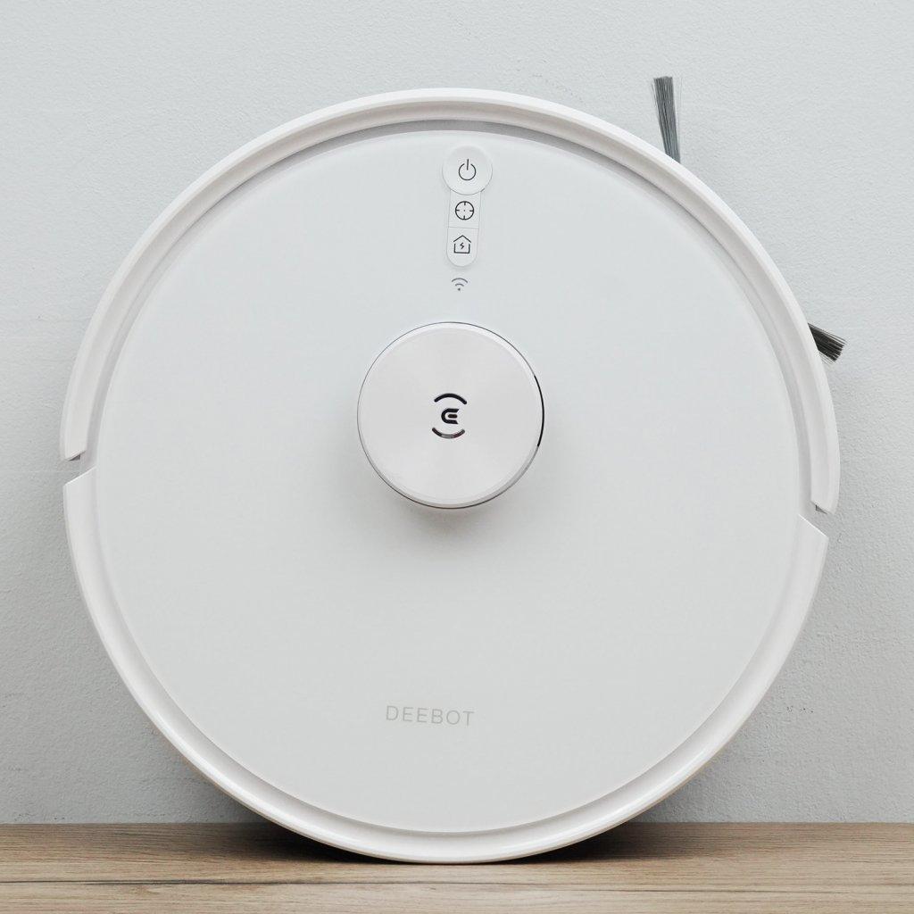 „ECOVACS DEEBOT Y1 Pro“: vaizdas iš viršaus