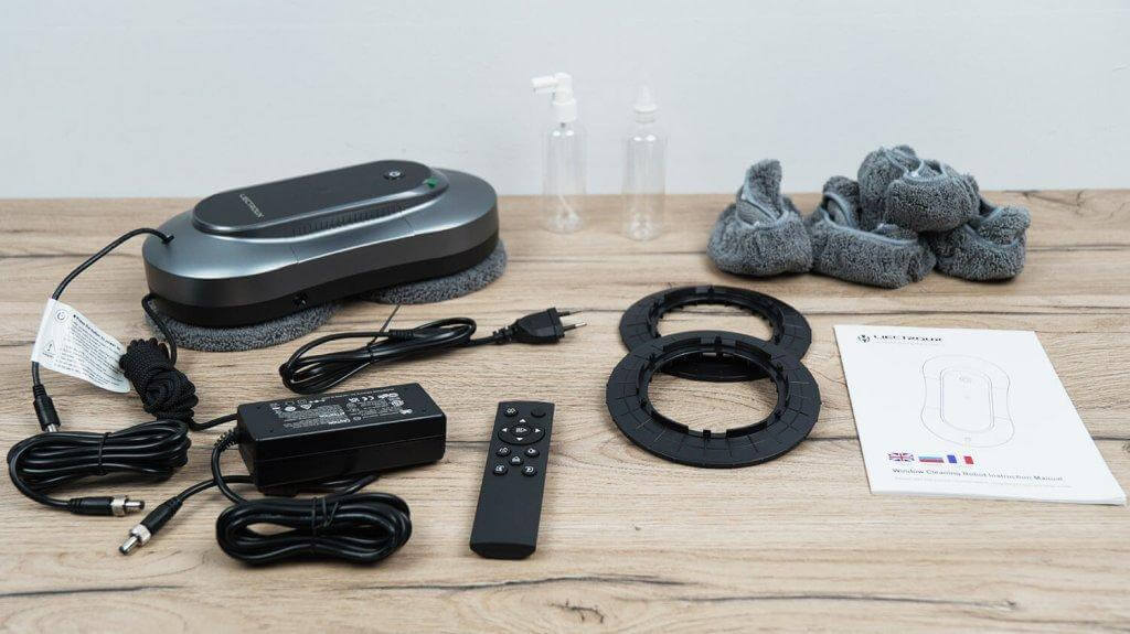 Liectroux YW810: Įranga