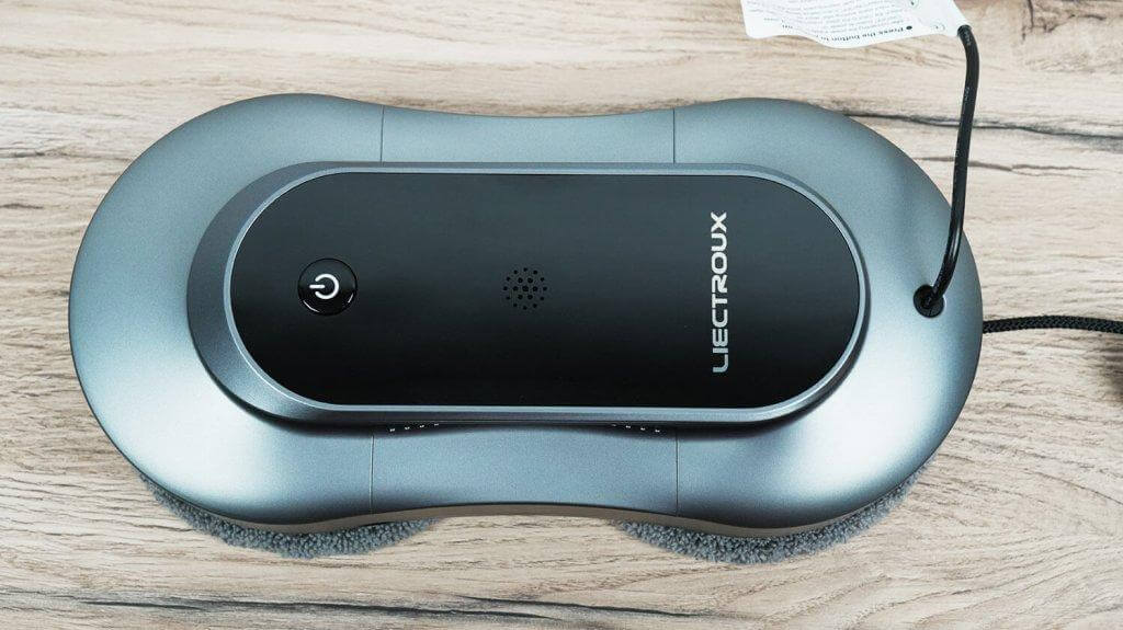 Liectroux YW810: Vaizdas iš viršaus