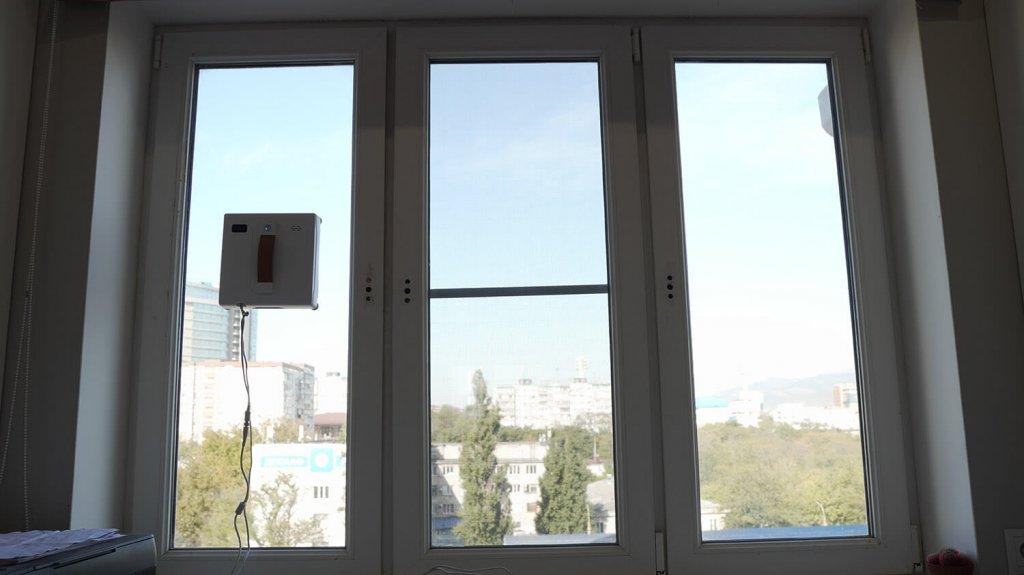 Lydsto WL07: siauras langų ploviklis