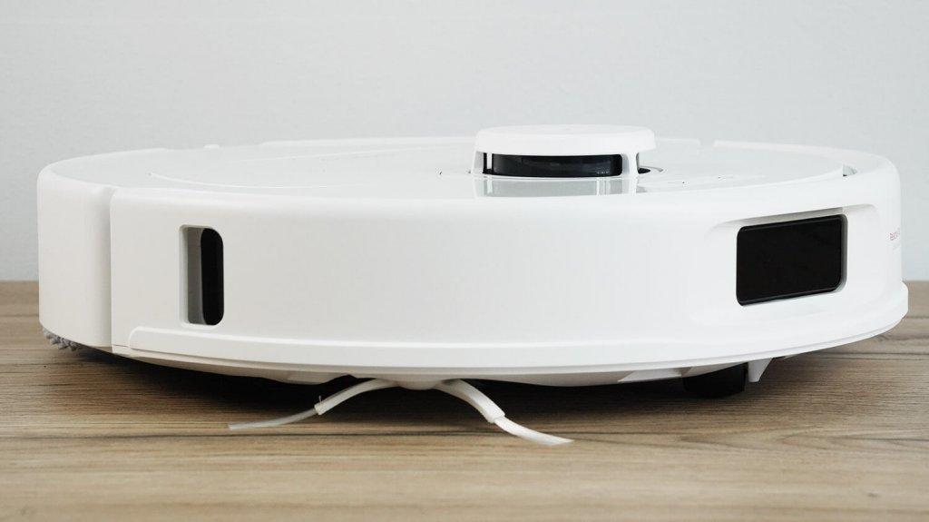 Roborock Qrevo S: vaizdas iš šono