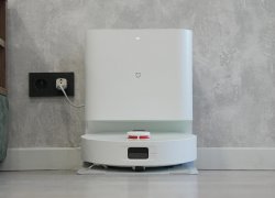 „Xiaomi Mijia H40“: servetėlių plovimas vietoje, turbo šepetys su peiliukais ir objektų vengimas